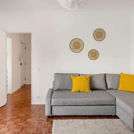 | Your Family Escape Apartament Estoril