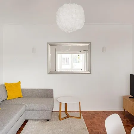 Apartament | Your Family Escape Estoril